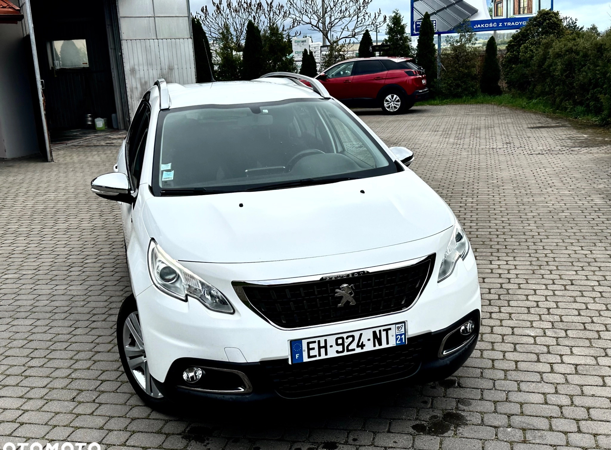 Peugeot 2008 cena 36400 przebieg: 119555, rok produkcji 2017 z Ostrołęka małe 121